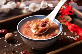 过了腊八就是年！腊八粥、腊八蒜有啥讲究？正确打开方式→图片