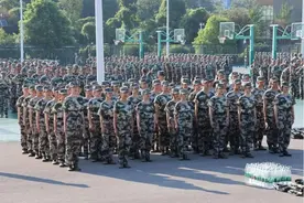 湖南高校军训现场！你pick哪一个？图片