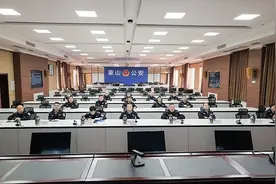 以我坚守 予民平安 | 春节期间全区社会治安秩序良好图片