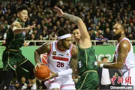 CBA常规赛：广东东阳光队战胜南京头排苏酒队图片