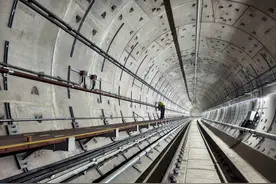 广州地铁两段新线顺利实现“电通”图片