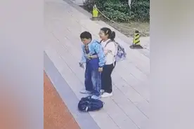 小学生6秒救人，这个法子值得一学图片