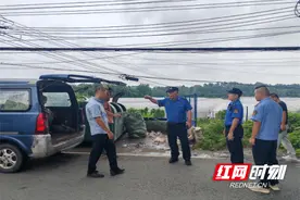 垃圾“归位” 文明“就位” 全力开展违规倾倒垃圾整治行动图片