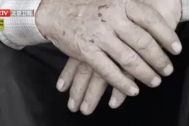 手麻别以为甩甩就好，关键时刻会要命！4种大病都是从手麻开始的，赶紧自查~图片