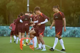 风暴眼 | 国足18强赛客战巴林主裁人选确定 曾执法中超收官关键战图片