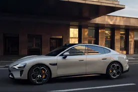 小米股价勉超五年前上市开盘价 汽车热度能持续多久？图片