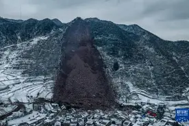 云南镇雄山体滑坡44人遇难！调查报告公布图片