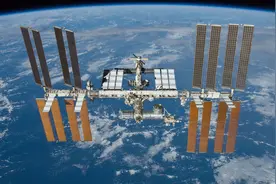 俄罗斯“联盟MS-27”飞船成功与国际空间站对接图片