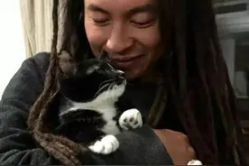 那个韩颋，在九顿天窗之外：等哪一天我回不来了，你们也不要来捞我图片