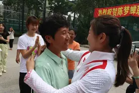 奥运冠军陈梦回家！重回梦想起航地图片