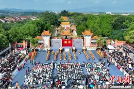 海内外信众湖北当阳共祭关公 弘扬“信义”精神图片