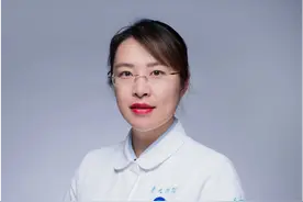 致敬护士节 | 山西游客突发心脏骤停，青岛白衣天使挺身而出图片