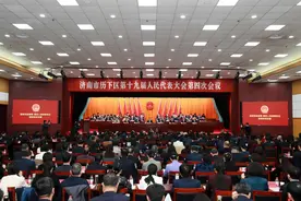 聚焦济南区县两会｜2025年历下区将围绕“一轴三区多园”城市发展新格局 串联“泉道”“文脉” 打造精品旅游路线图片