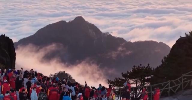 中国蓝观察丨春假+清明连休 文旅市场迎来春日出行热潮