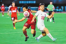 一场经典的防守反击 中超河南两球完胜成都图片