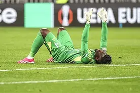 出球？出糗！奥纳纳放最狠的话，挨最毒的打图片