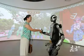 AI机器人上岗，柏桥服务区有了“非遗数字大使”图片