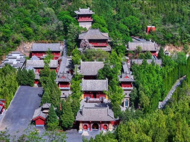 这座河南最富裕的县级市，拥有7座北宋皇陵、10处国保，被誉为“中原第一县”！