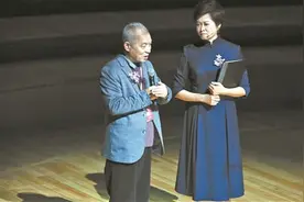 梁晓声、敬一丹化身“剧中人”图片