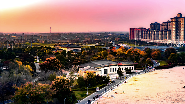 图说遂平：丹霞碧水缤纷色 层林尽染锦绣图