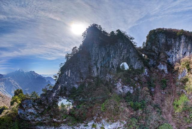 巴东：穿洞藏幽！秘境小神农架的自然画卷~