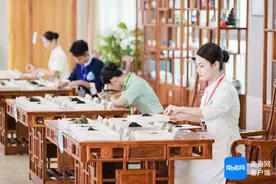 121名选手现场比拼 海南省职业院校技能大赛（中职组）省华侨商业学校分赛场开赛图片