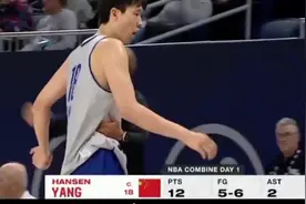 大放异彩！杨瀚森联合试训5v5惊艳首秀19分钟7中5得12分1板2助1帽图片
