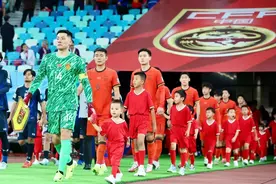 国足年终排名出炉！图片