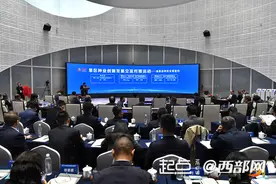 科企融合 助力旱区种业创新发展图片