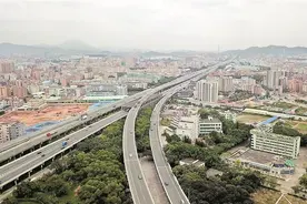广深高速将部分扩建成8至12车道 全线工程估算费用超过400亿元 广州-东莞段计划年底前开始施工图片