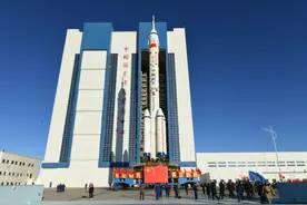 揭秘神舟十七号出征：第六批“太空出差三人组”都有这些“上岗神器”图片