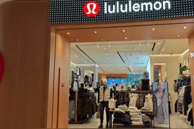 涉嫌盗窃Lululemon近百万美元商品，美国夫妇被捕图片