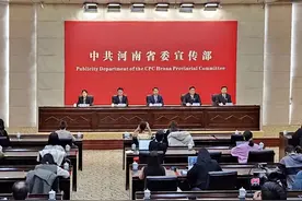 可享金融、医疗、快递、交通等优待 河南全面推进退役军人优待证申领发放图片