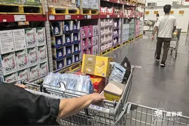 中和胃酸、降尿酸，男女老少都爱买山姆弱碱性水真有这么神奇？图片