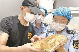 市民常吃的西式快餐连锁店后厨卫生吗？食材存储达标吗？厦门开展专项整治图片