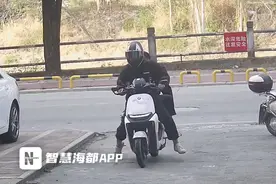 非法改装“电摩”，查！图片