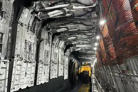 记者手记：一块煤炭的“变形”记图片