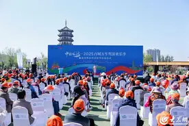 乘势疾驰，以“自驾+”解码文旅消费新动能  “中国之路-2025百城万车驾游欢乐季暨德州乡村好时节”在德州启动图片