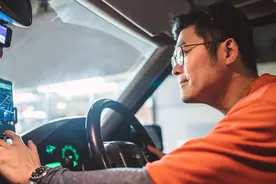 小拉出行如何“虎口求生”？图片