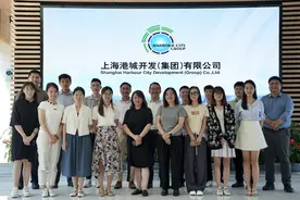 出彩临港人｜用全链条招商服务闭环，打响＂滴水湖AI创新港＂产业品牌图片