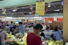 进价多少就卖多少，上海徐汇菜市场推出“平价菜”促销图片