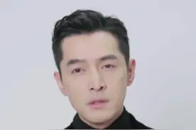 看东方卫视春晚 和胡歌 刘涛 陈龙一起快乐加倍图片