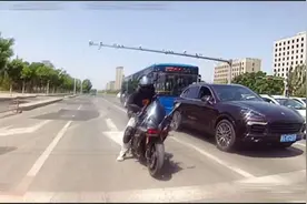 改装排气“炸街”扰民？呼和浩特交警：罚款！限期恢复原状！图片