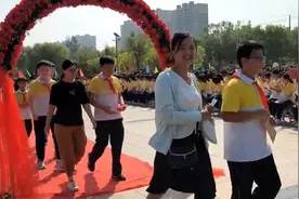 惠民致远实验学校举办开学典礼暨教师节表彰大会图片