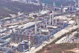 吉林石化新建120万吨/年乙烯等10套装置高标准中交图片