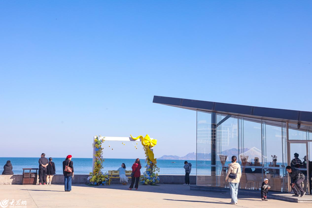 繁花、市集、音乐……青岛红树林度假世界清明小长假打造春日浪漫休闲之旅