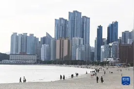 家庭债务风险将对韩国2024年的经济构成挑战图片