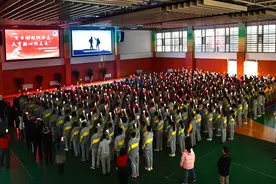 高考渐近，高三学生写信寄给“100天后的自己”图片