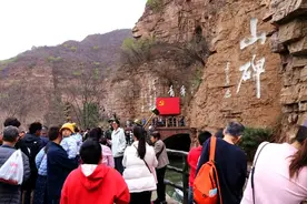 清明假期 河南接待游客1992．7万人次图片