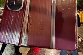 万圣节变成cos梗，三折叠都来了图片